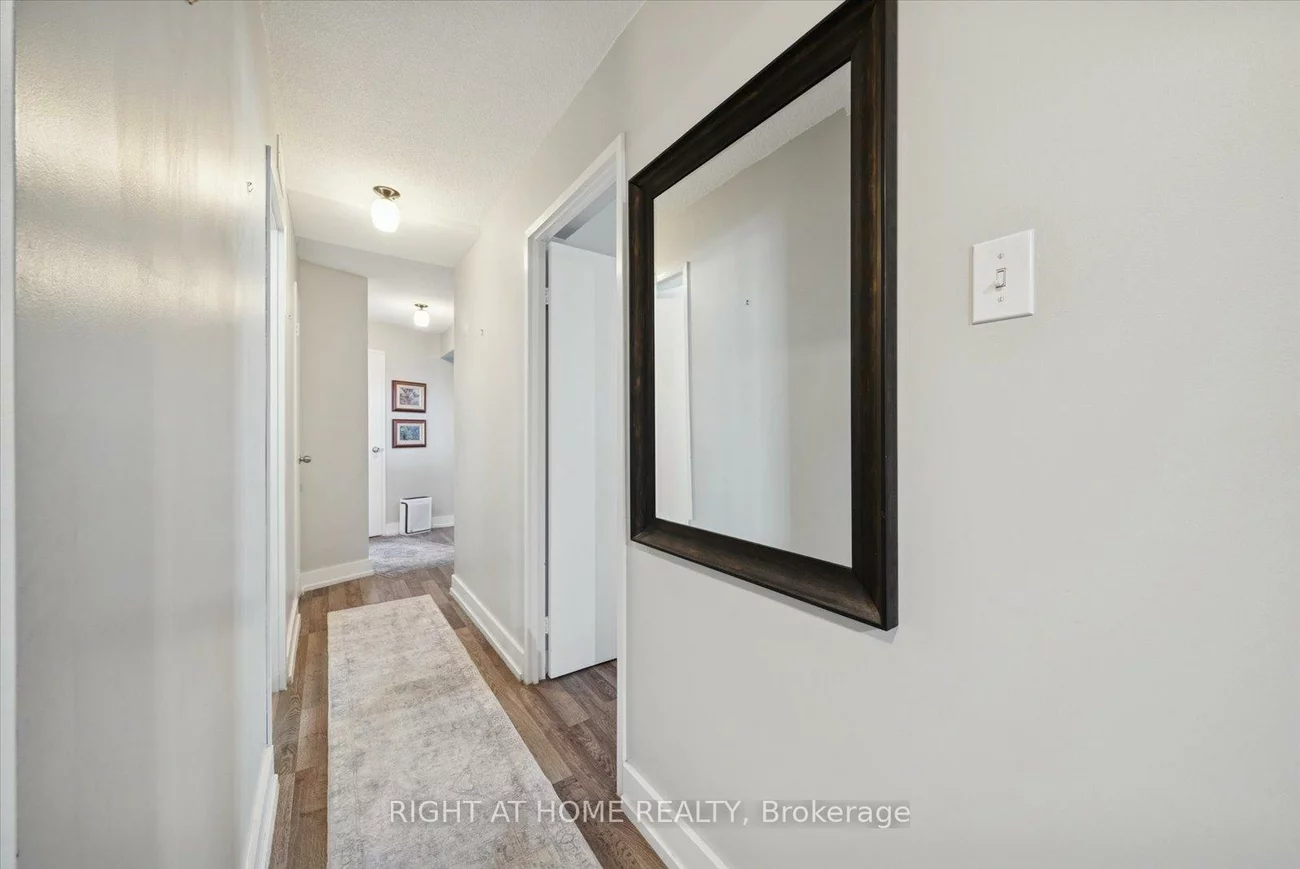 260, Davis, Central Newmarket, Newmarket