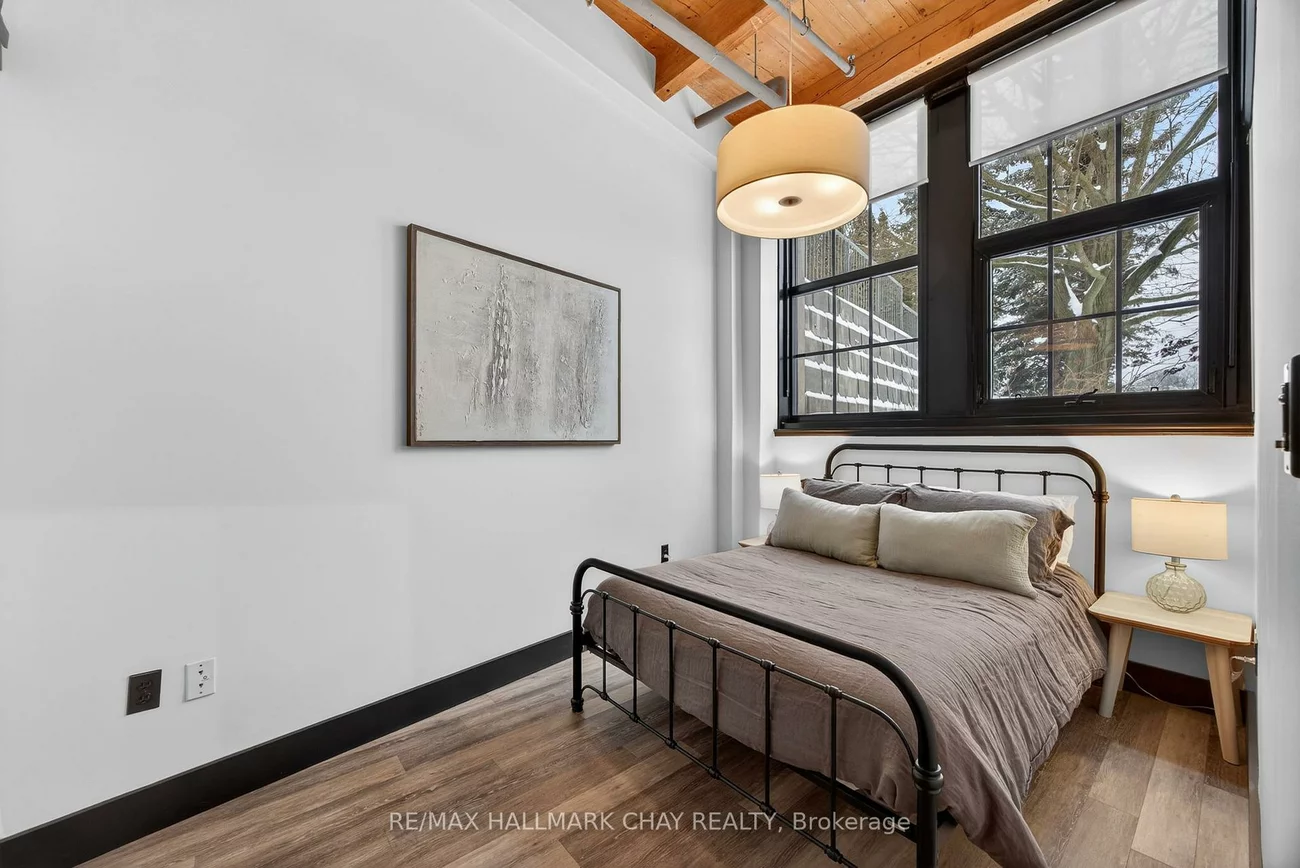 543, Timothy, Central Newmarket, Newmarket