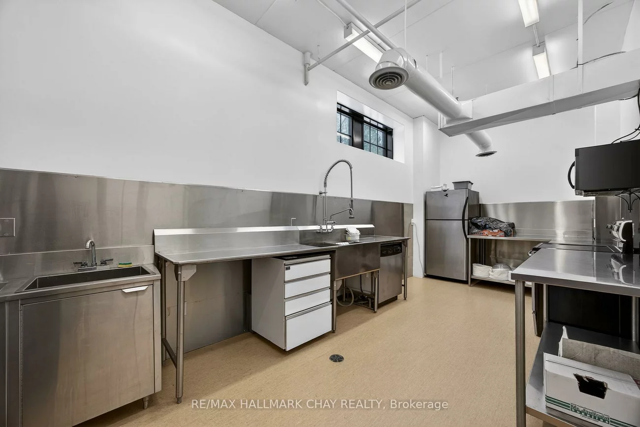 543, Timothy, Central Newmarket, Newmarket