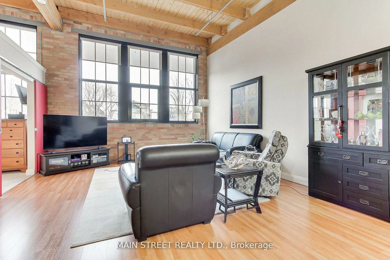 543, Timothy, Central Newmarket, Newmarket