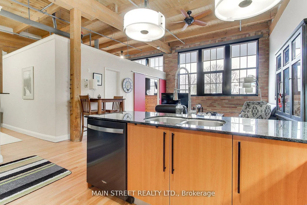 543, Timothy, Central Newmarket, Newmarket