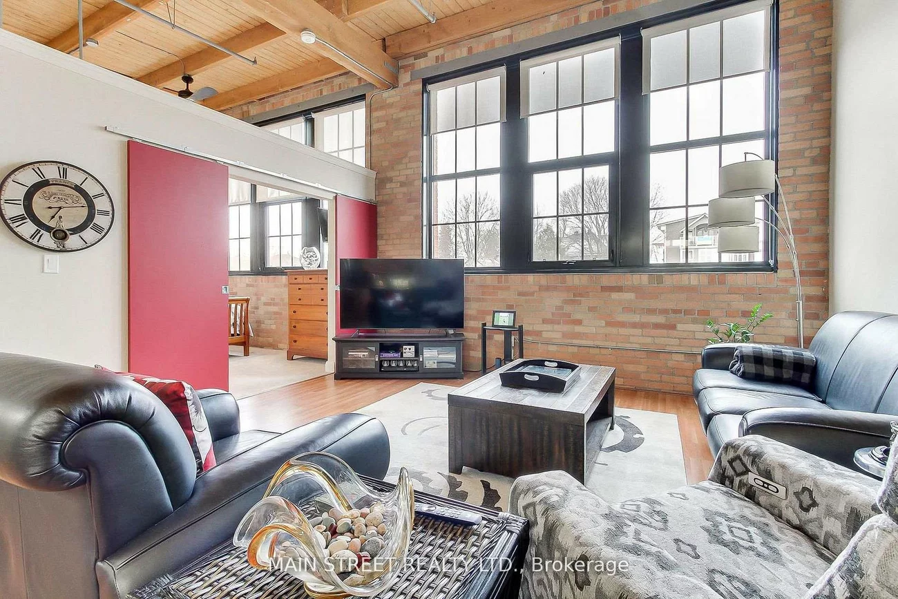 543, Timothy, Central Newmarket, Newmarket