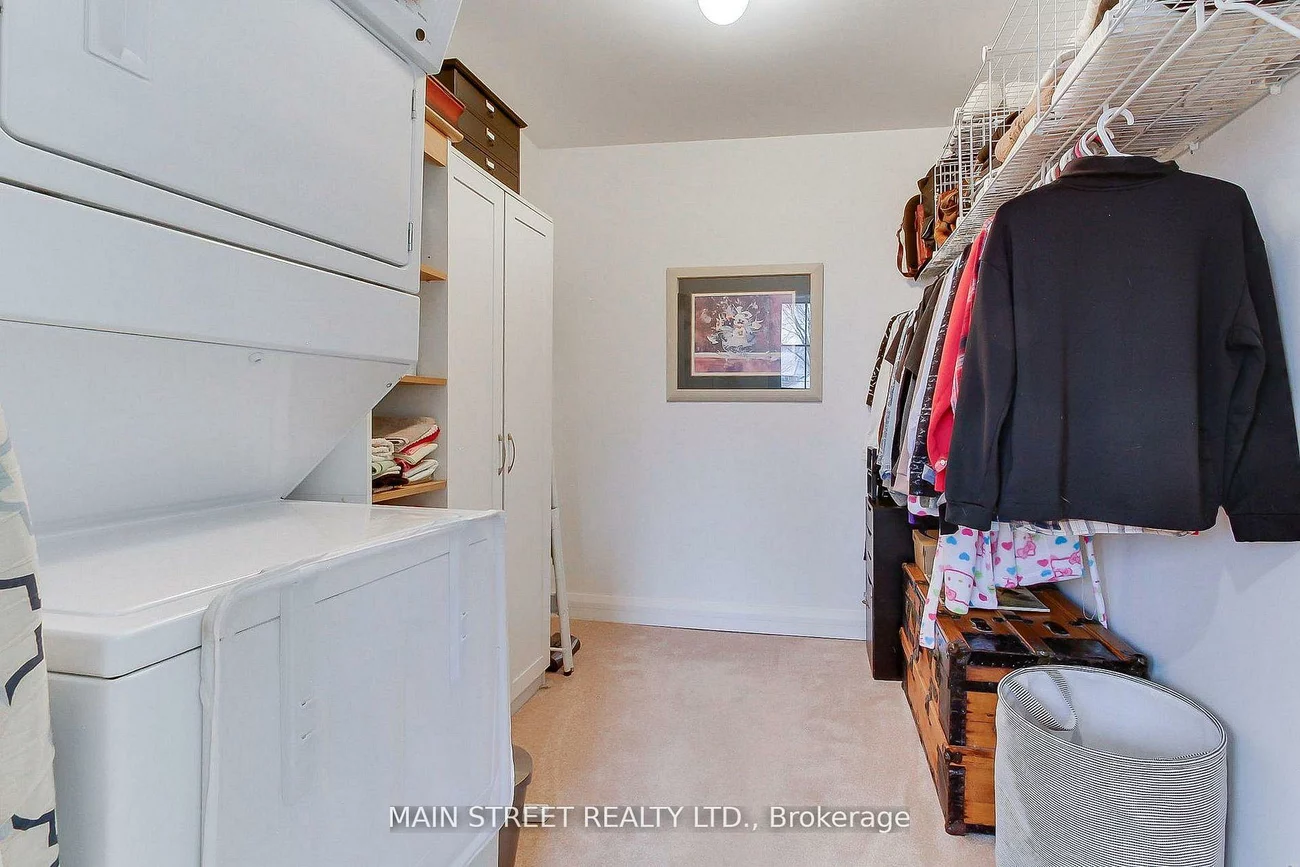 543, Timothy, Central Newmarket, Newmarket