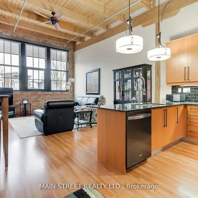 543, Timothy, Central Newmarket, Newmarket