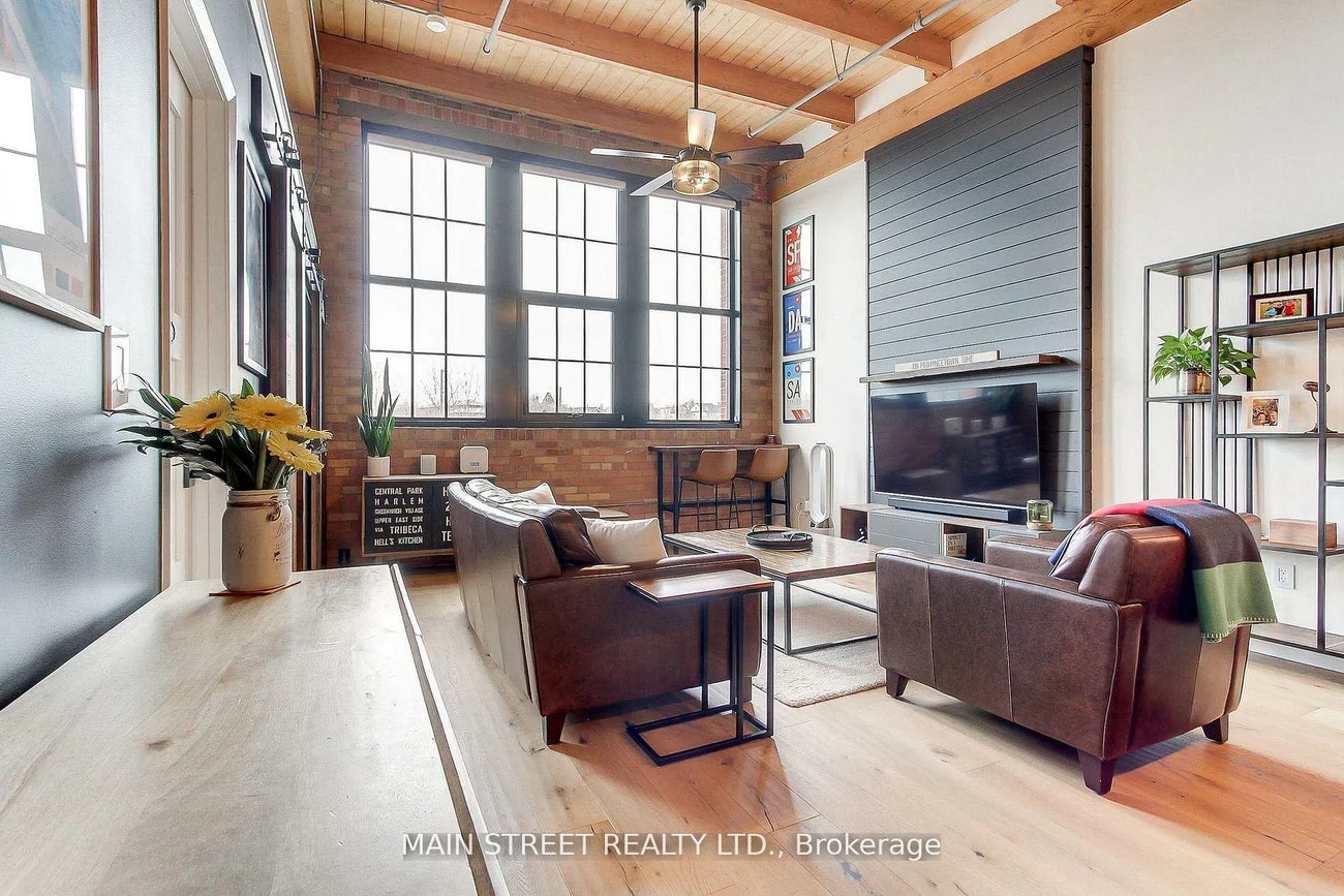 543, Timothy, Central Newmarket, Newmarket