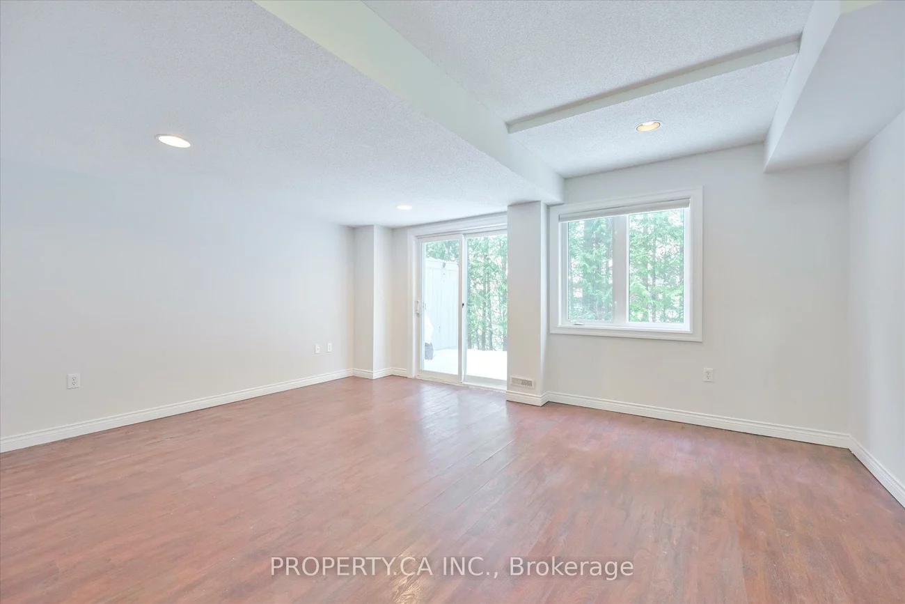 1051, On Bogart, Gorham-College Manor, Newmarket