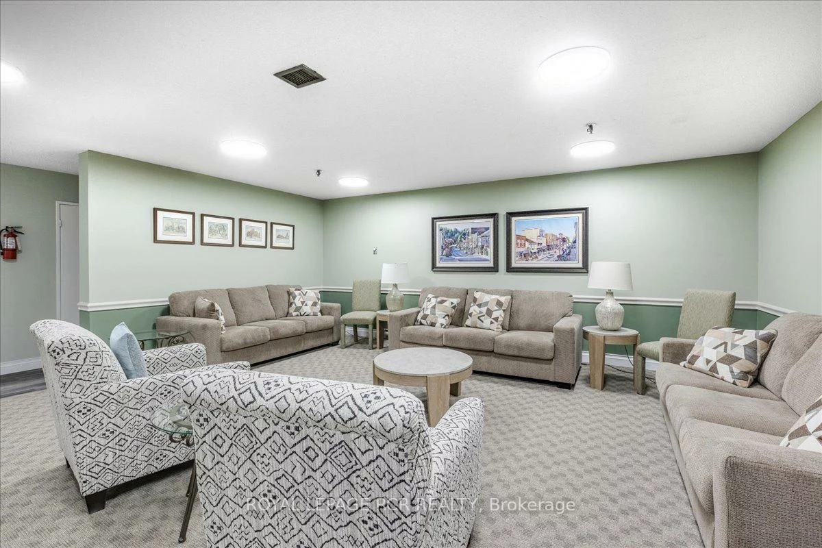 20, William Roe, Central Newmarket, Newmarket