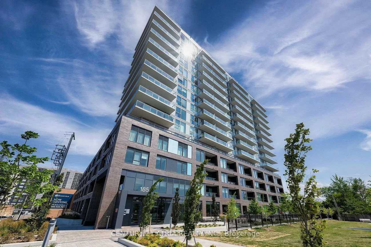 185, Deerfield, Central Newmarket, Newmarket