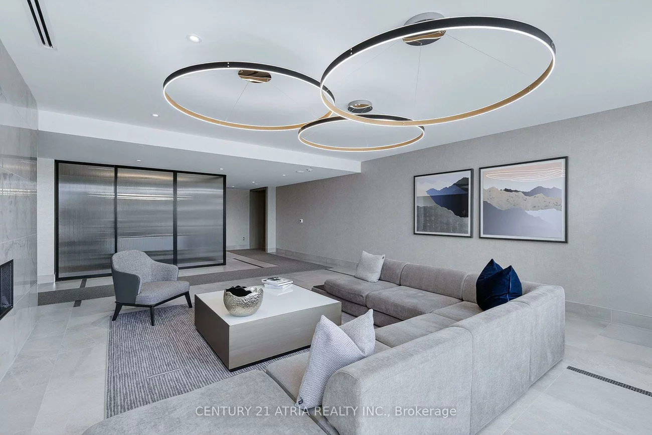 185, Deerfield, Central Newmarket, Newmarket