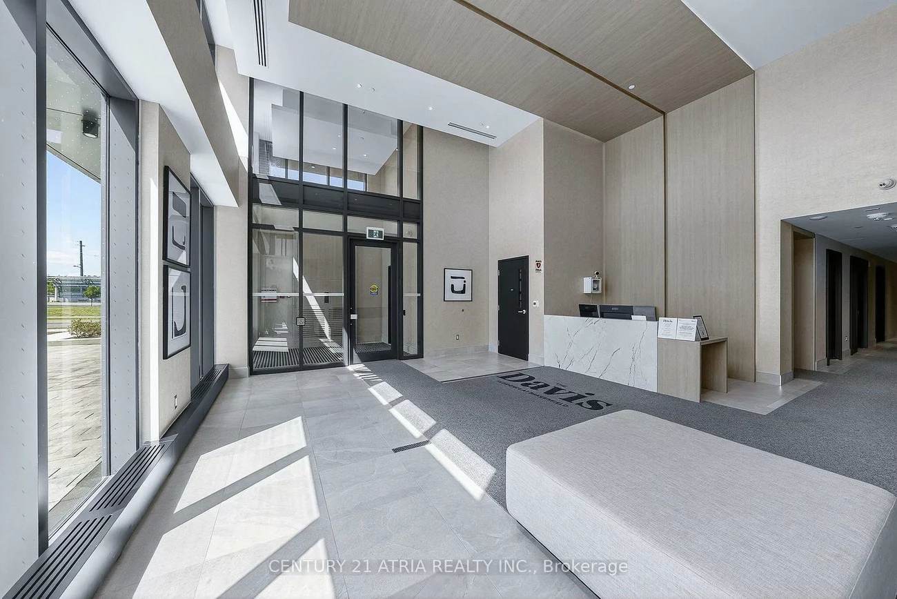 185, Deerfield, Central Newmarket, Newmarket