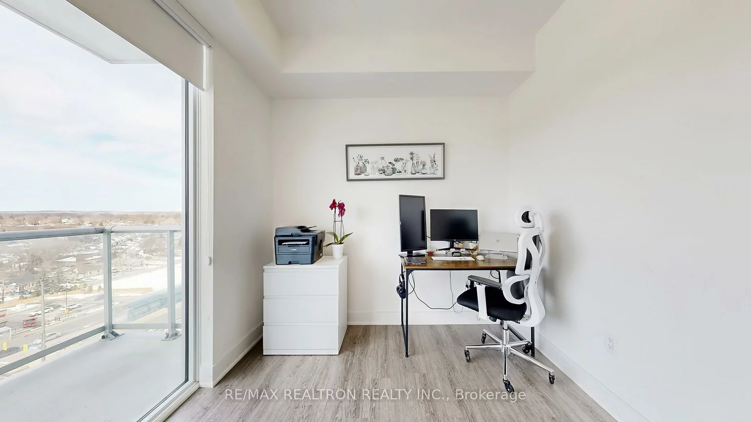 185, Deerfield, Central Newmarket, Newmarket