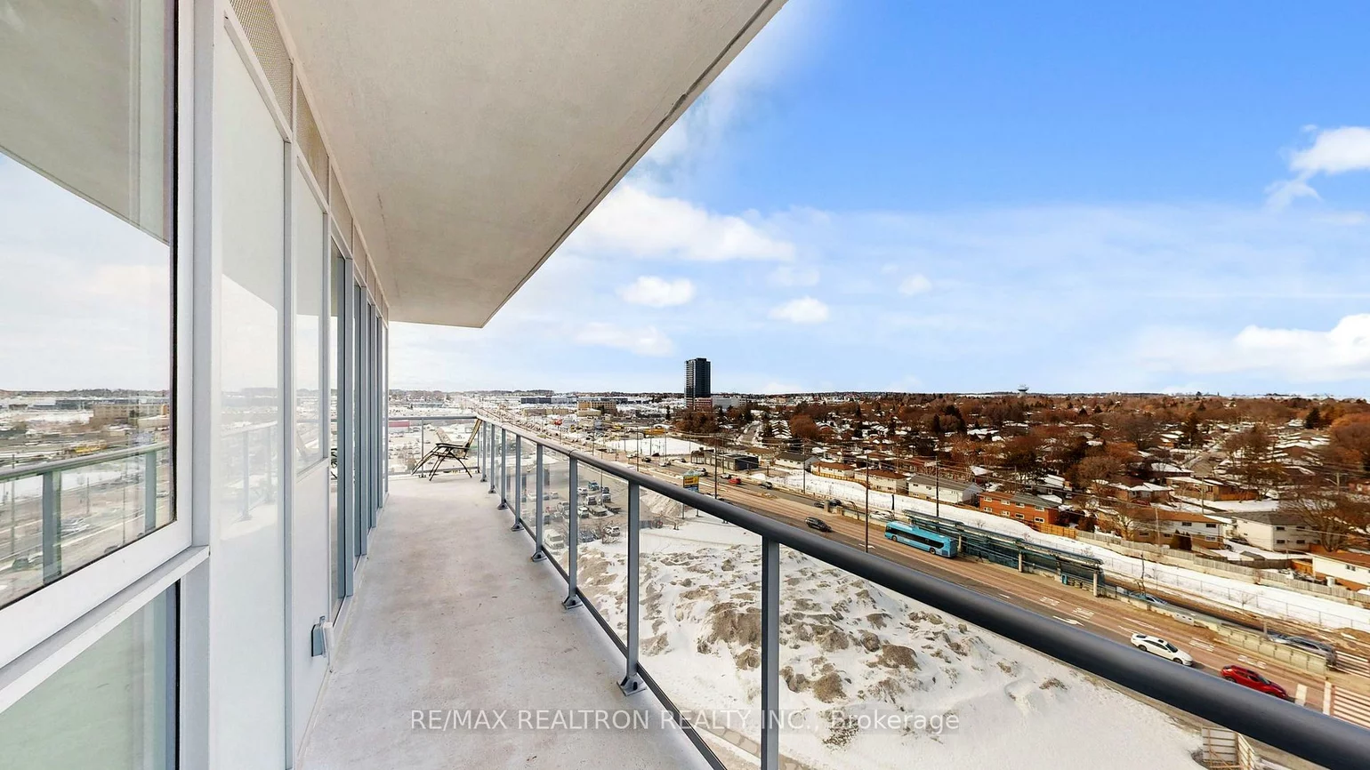 185, Deerfield, Central Newmarket, Newmarket