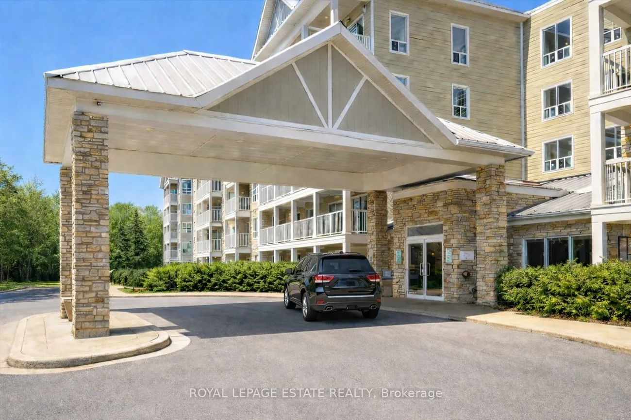 900, Bogart Mill, Gorham-College Manor, Newmarket