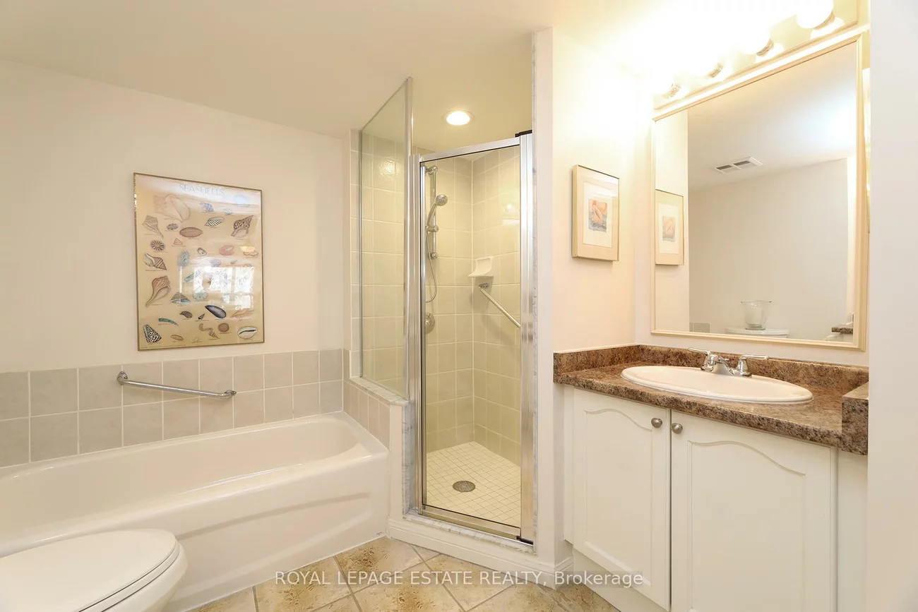 900, Bogart Mill, Gorham-College Manor, Newmarket