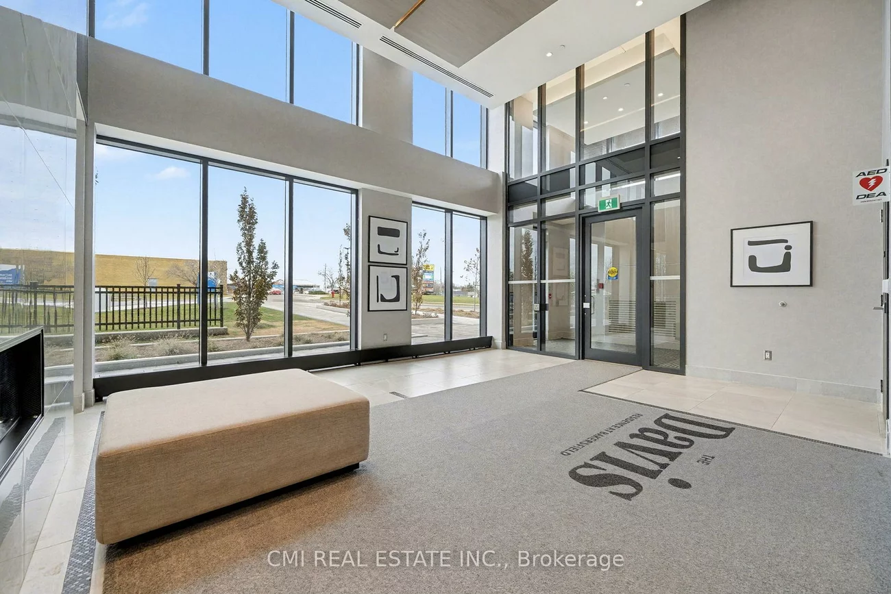 185, Deerfield, Central Newmarket, Newmarket