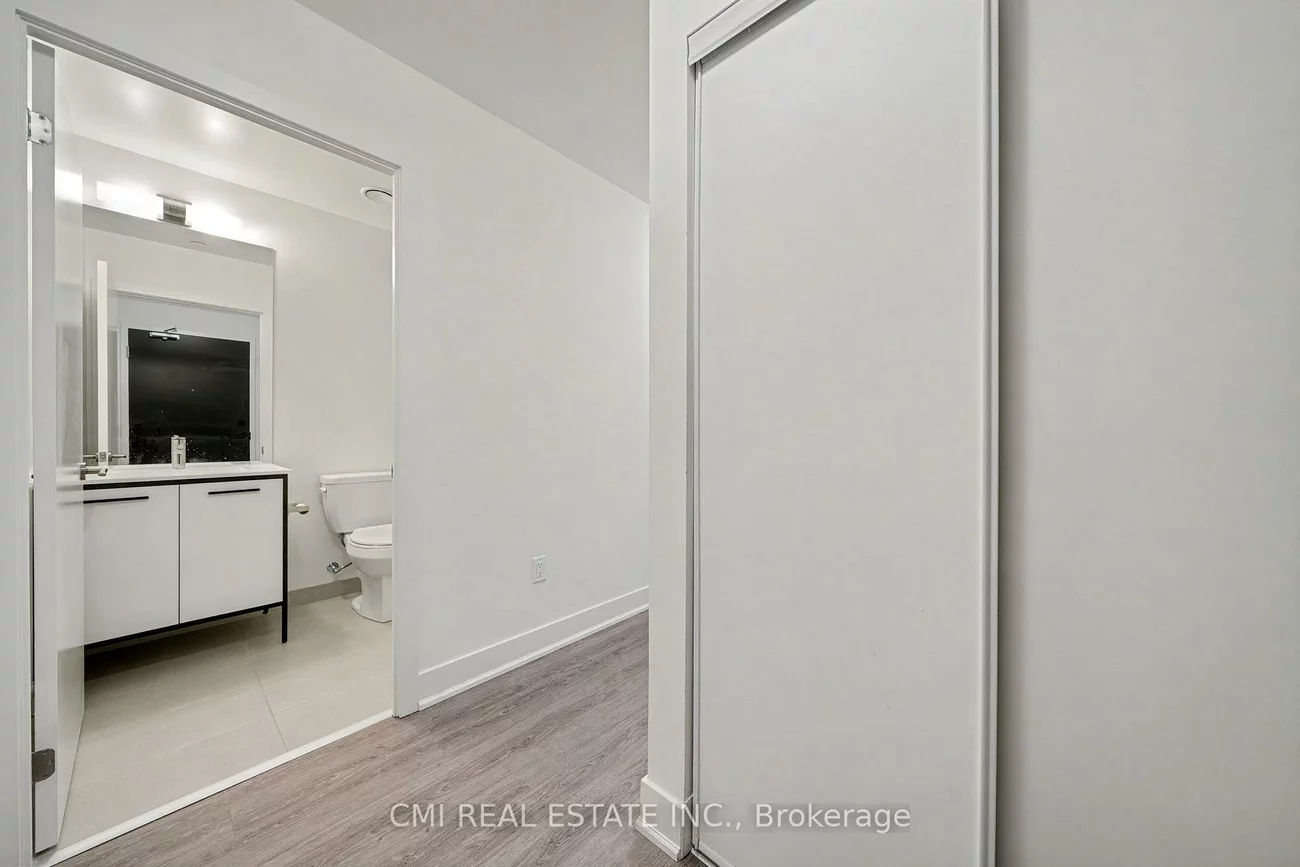 185, Deerfield, Central Newmarket, Newmarket