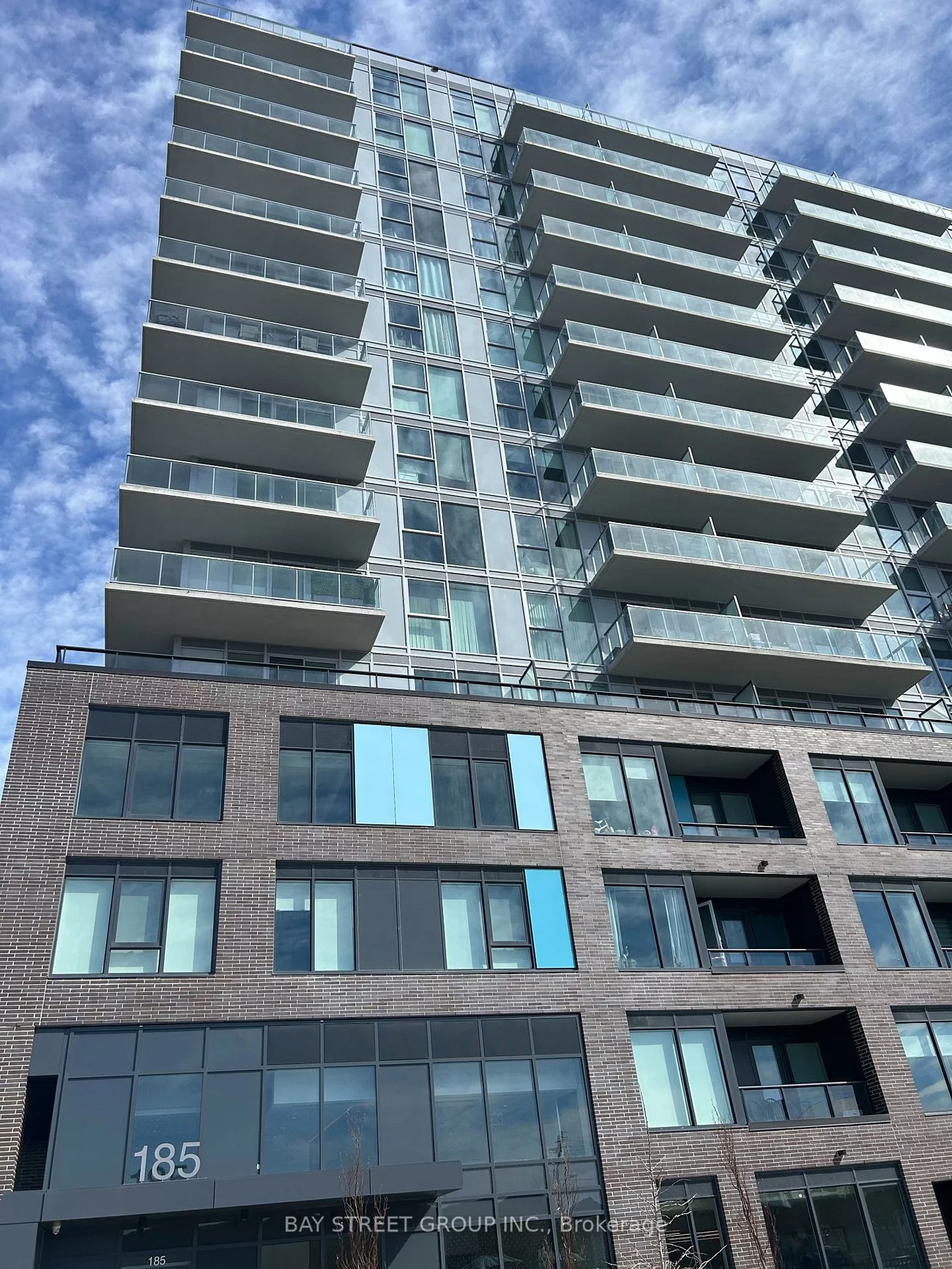 185, Deerfield, Central Newmarket, Newmarket