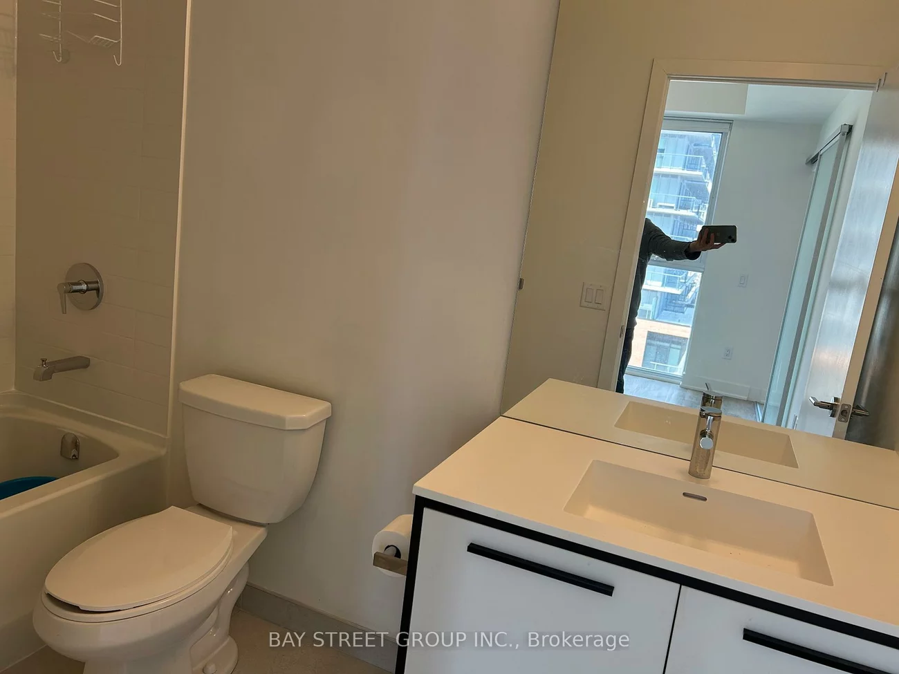 185, Deerfield, Central Newmarket, Newmarket