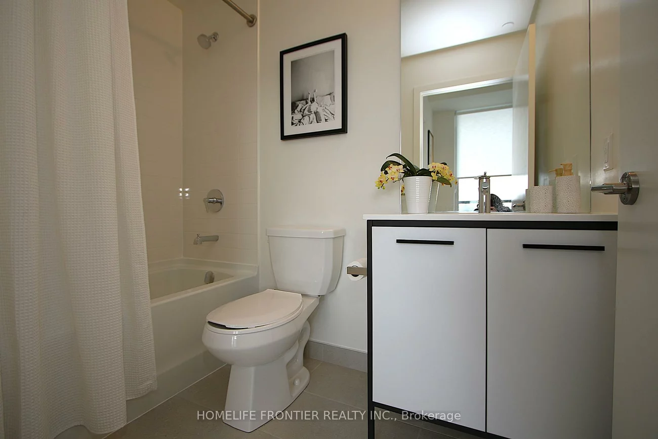 185, Deerfield, Central Newmarket, Newmarket