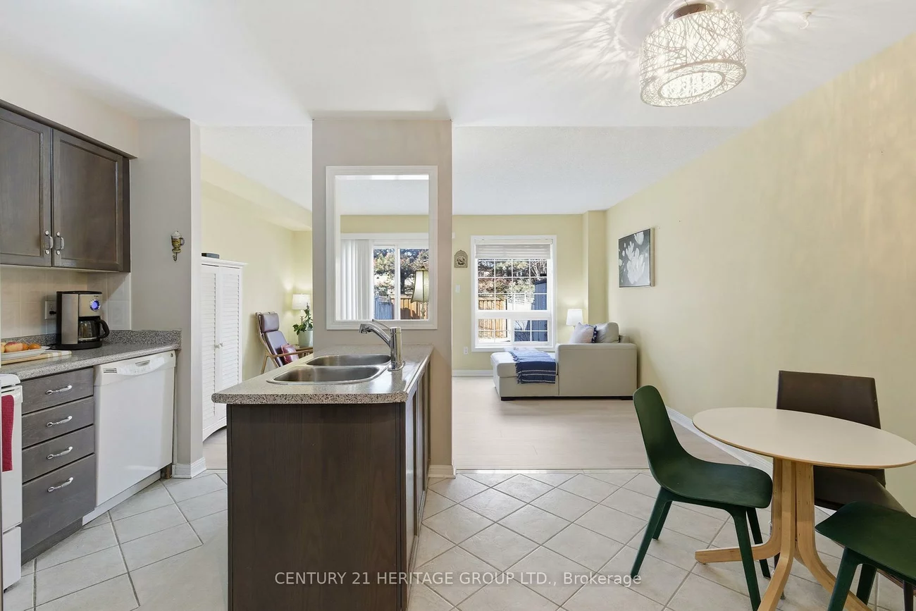 551, Tugwell, Gorham-College Manor, Newmarket