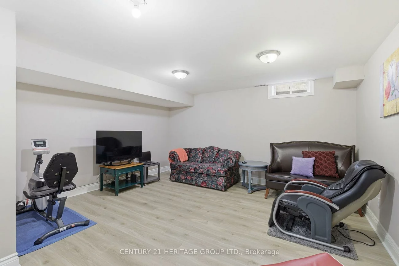 551, Tugwell, Gorham-College Manor, Newmarket