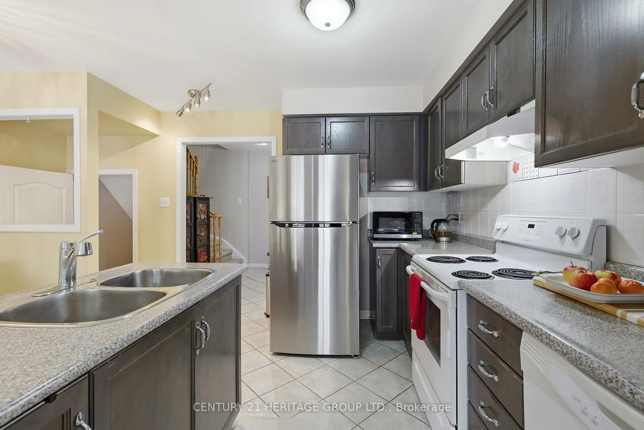 551, Tugwell, Gorham-College Manor, Newmarket