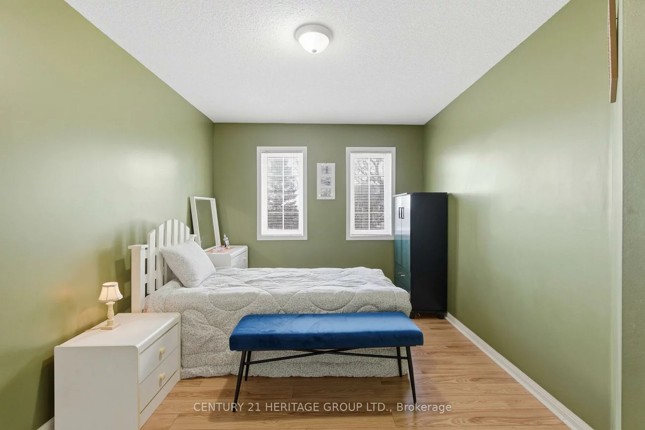 551, Tugwell, Gorham-College Manor, Newmarket