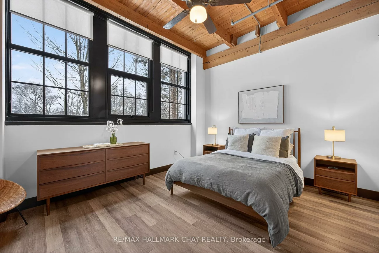 543, Timothy, Central Newmarket, Newmarket