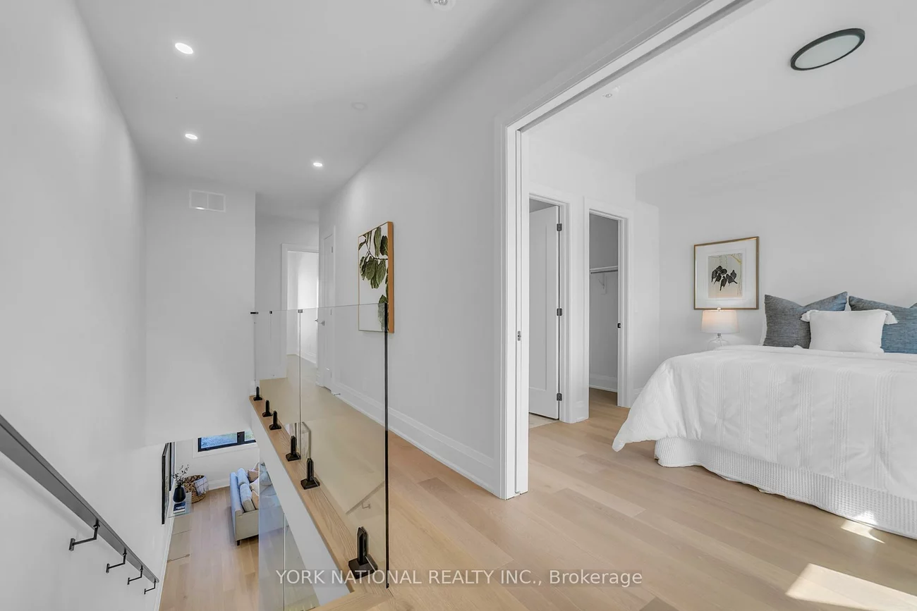 59, Charles, Central Newmarket, Newmarket