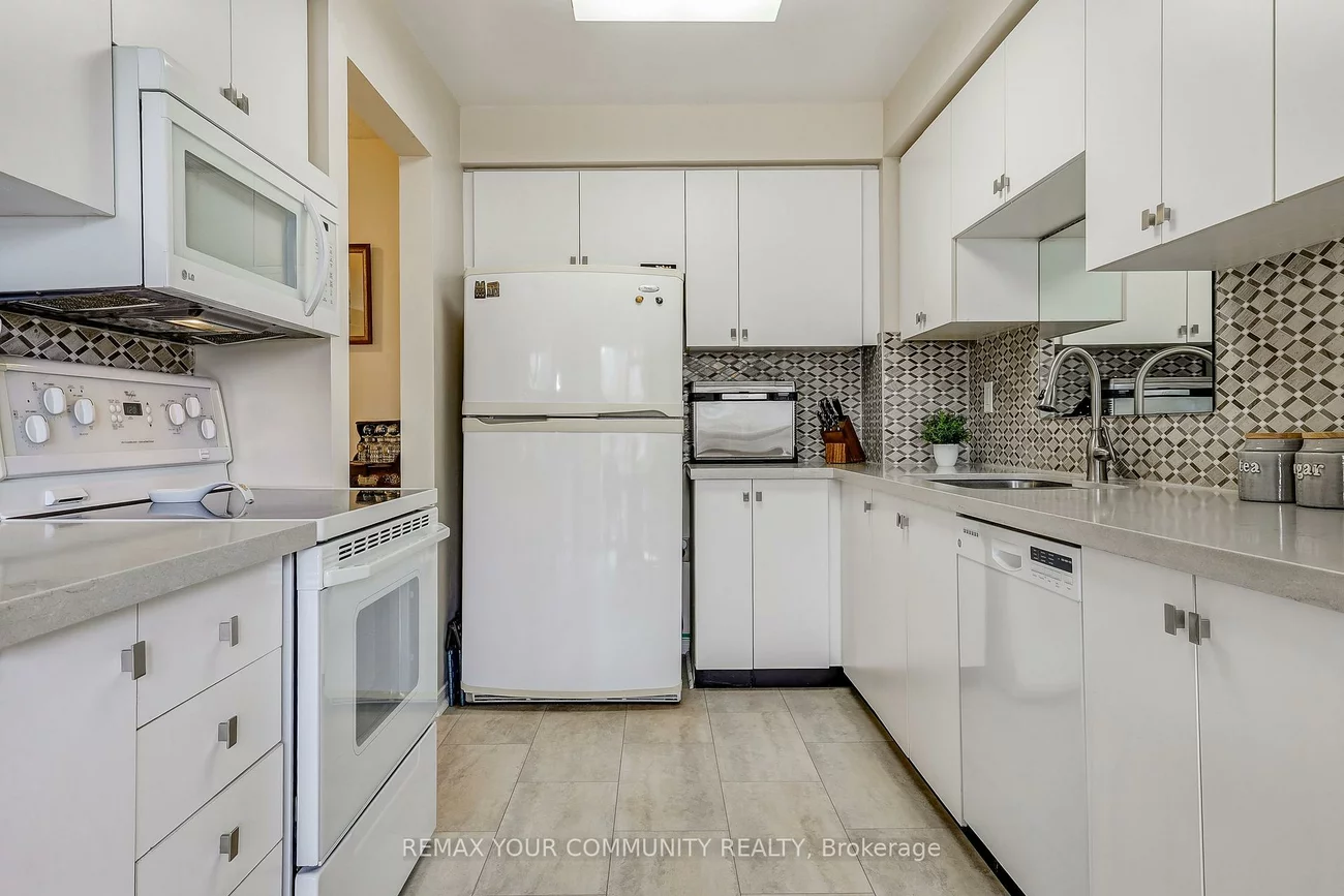 923, Caribou Valley, Armitage, Newmarket