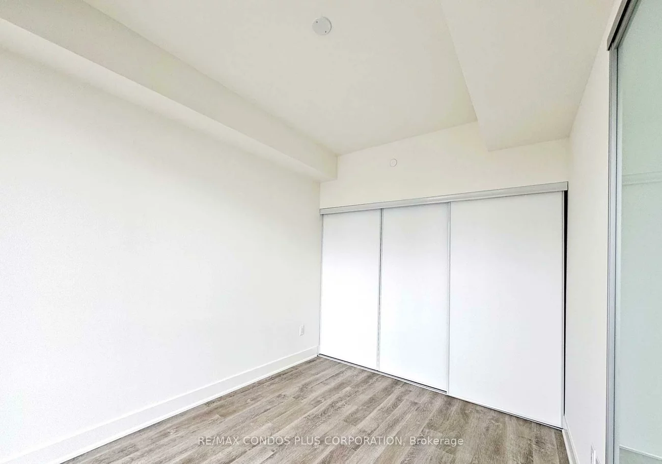 185, Deerfield, Central Newmarket, Newmarket