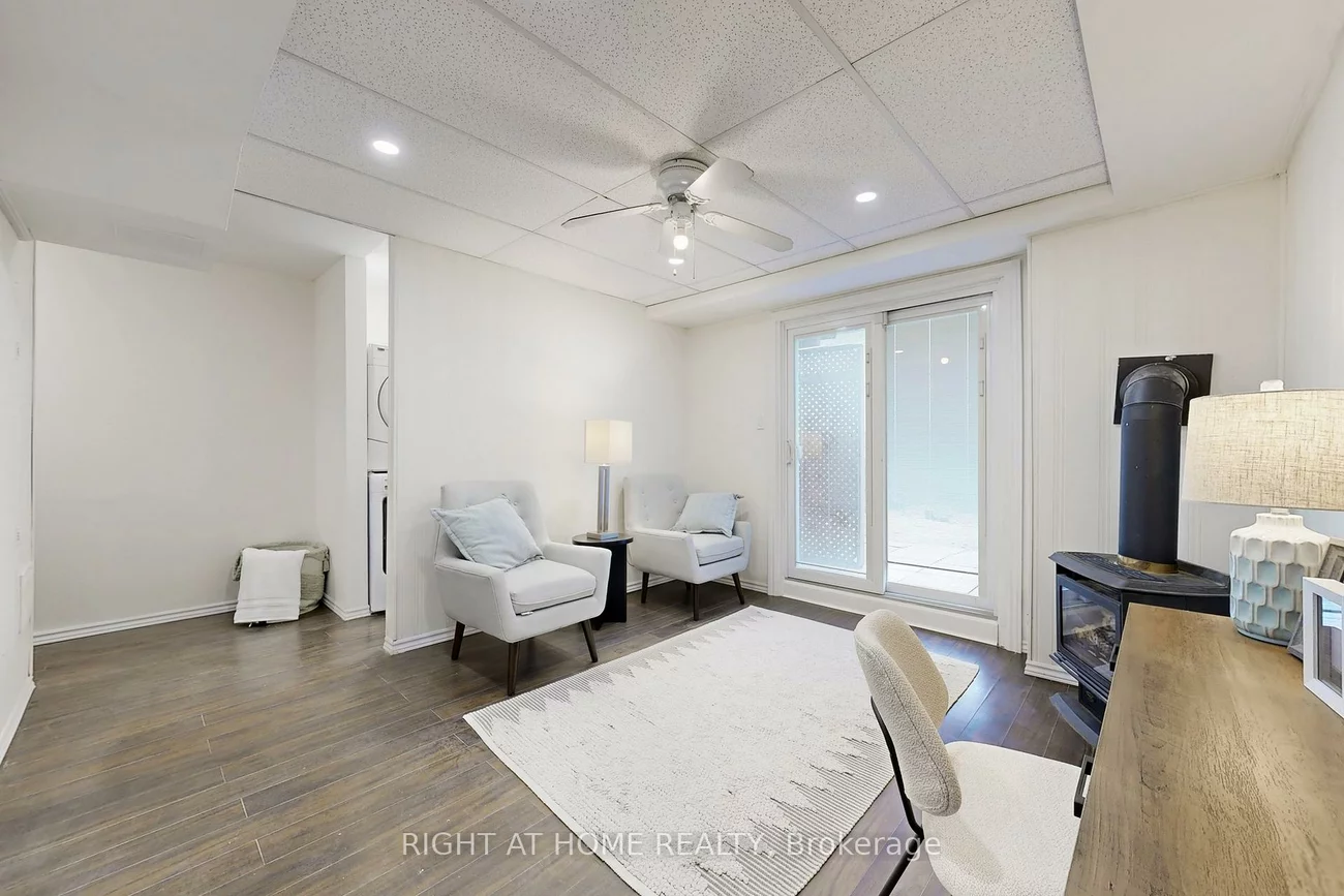 18, Brandy Lane, Central Newmarket, Newmarket