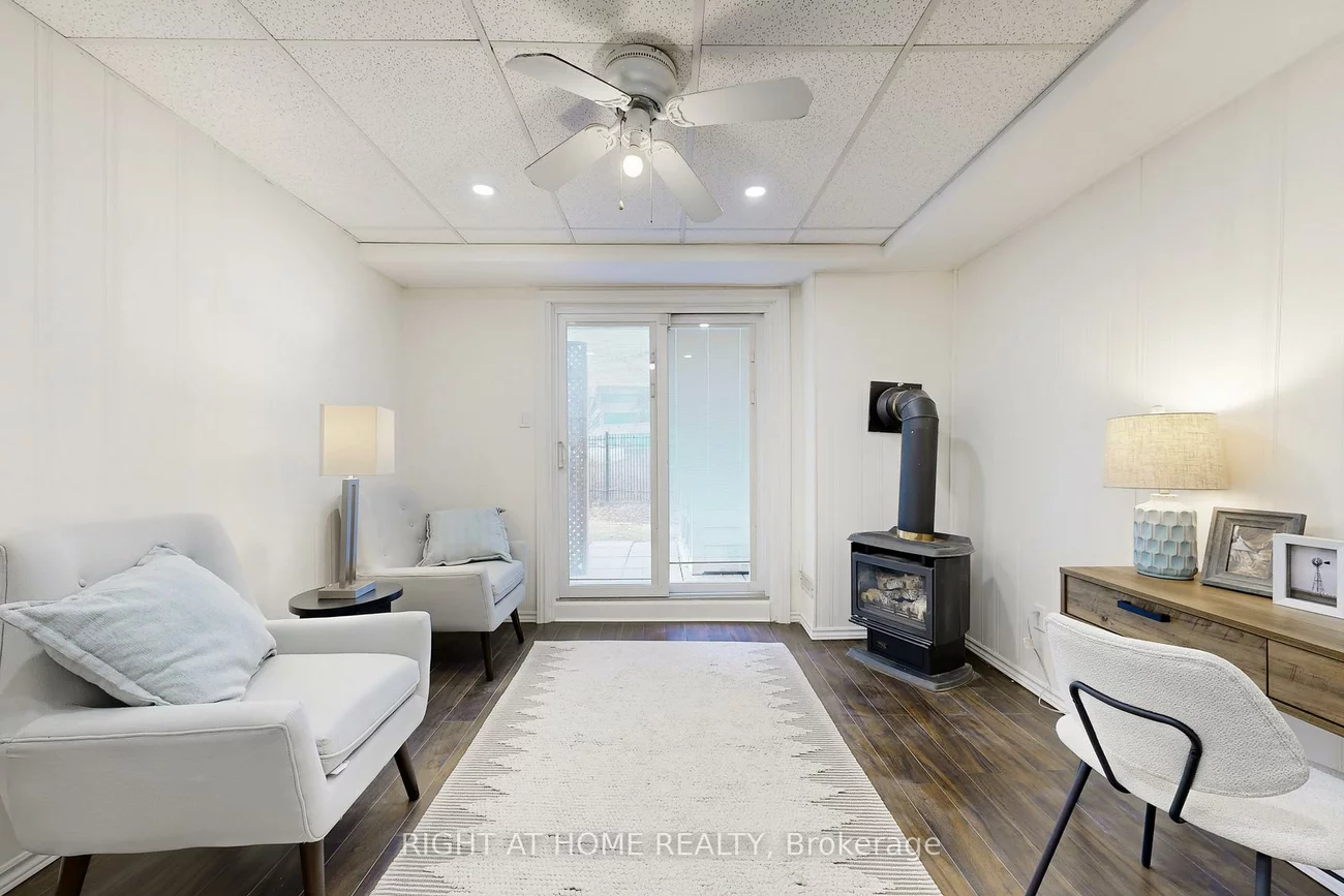 18, Brandy Lane, Central Newmarket, Newmarket