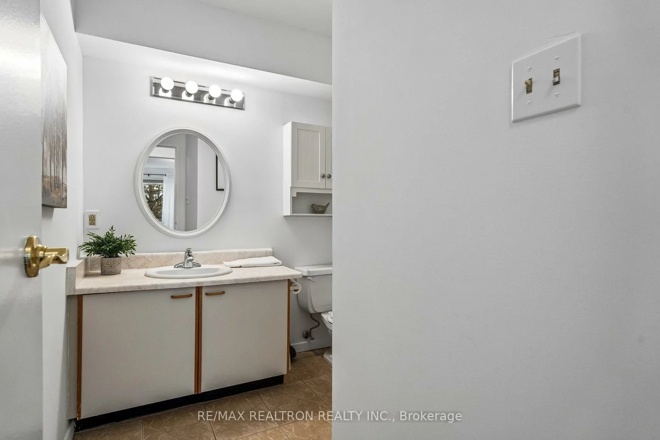 155, Main, Bristol-London, Newmarket