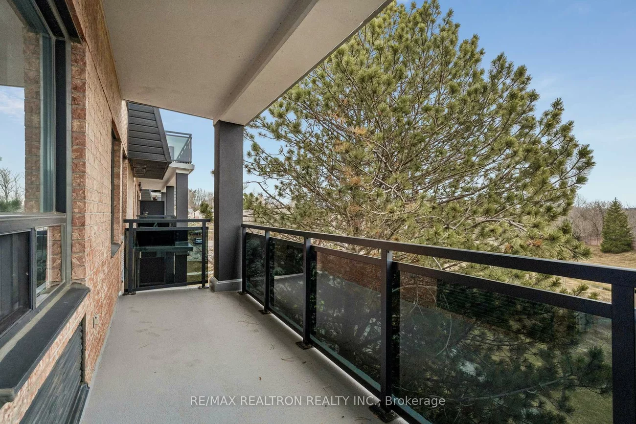 155, Main, Bristol-London, Newmarket