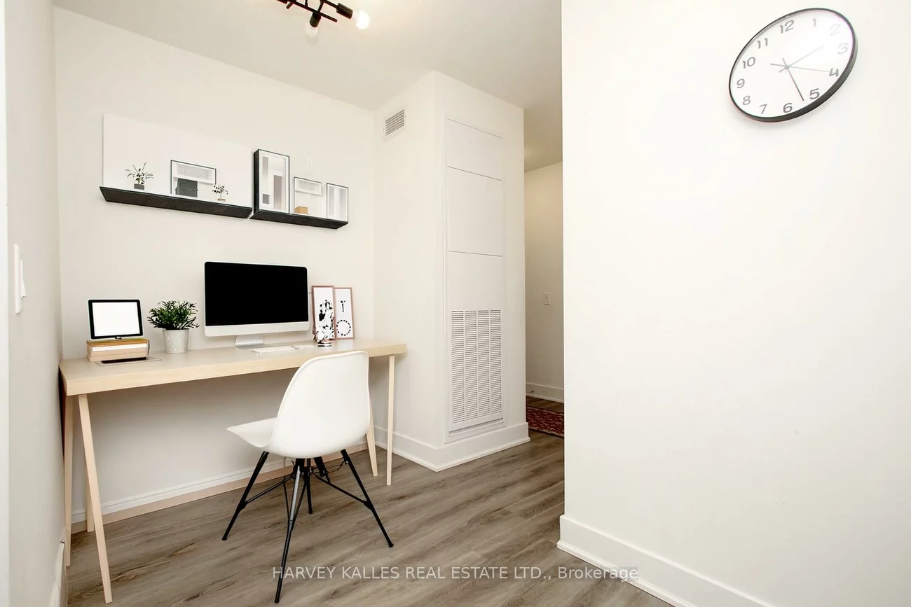 185, Deerfield, Central Newmarket, Newmarket