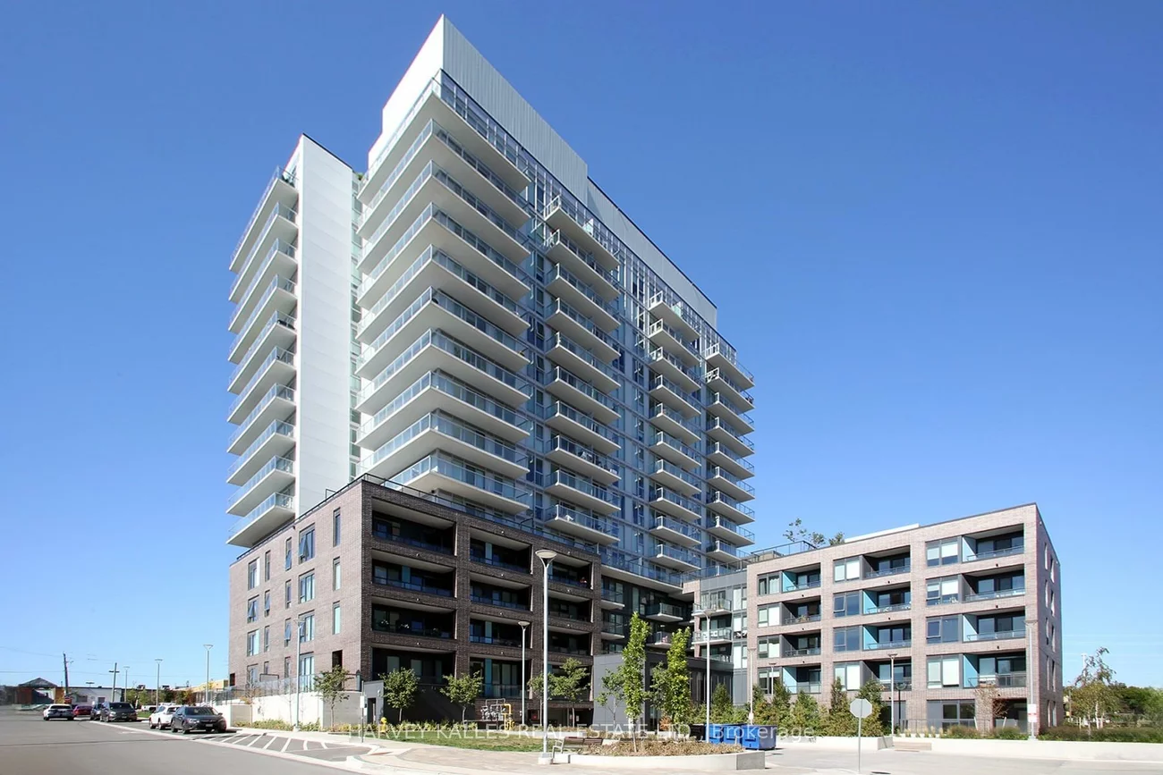 185, Deerfield, Central Newmarket, Newmarket