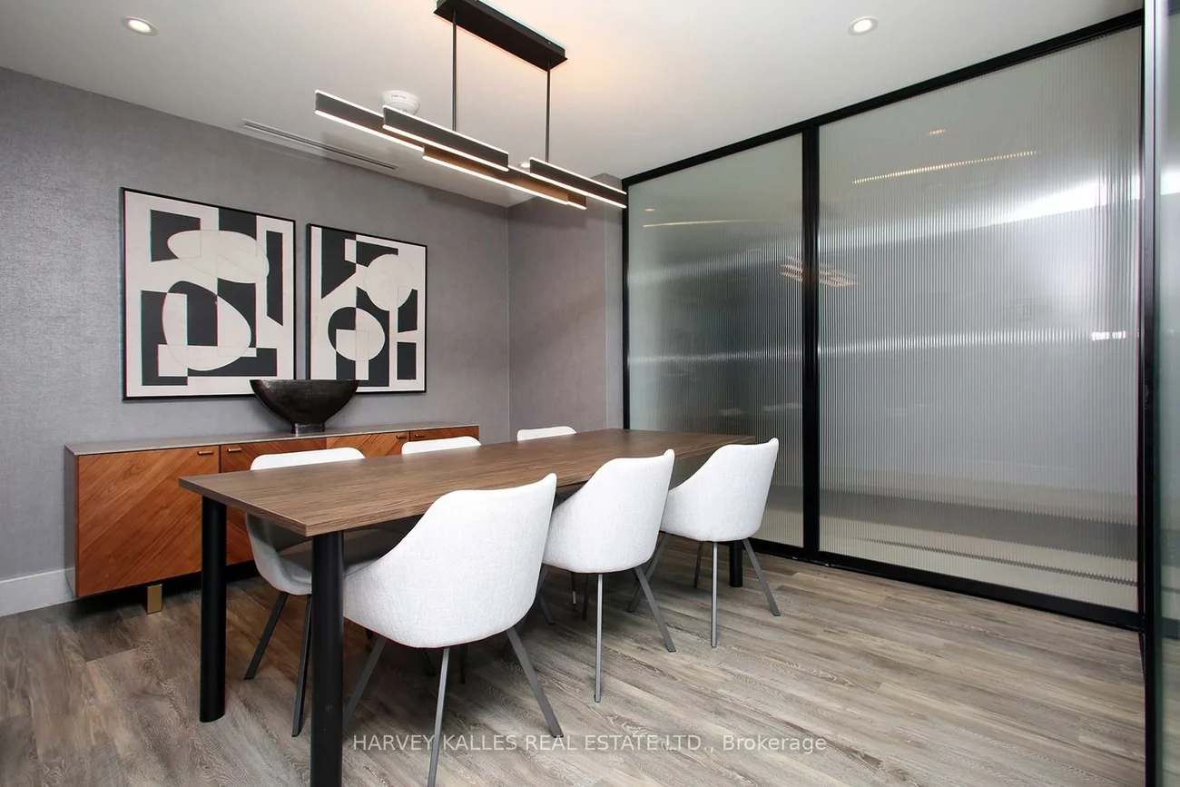 185, Deerfield, Central Newmarket, Newmarket