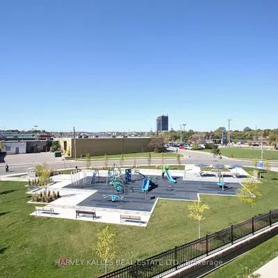 185, Deerfield, Central Newmarket, Newmarket