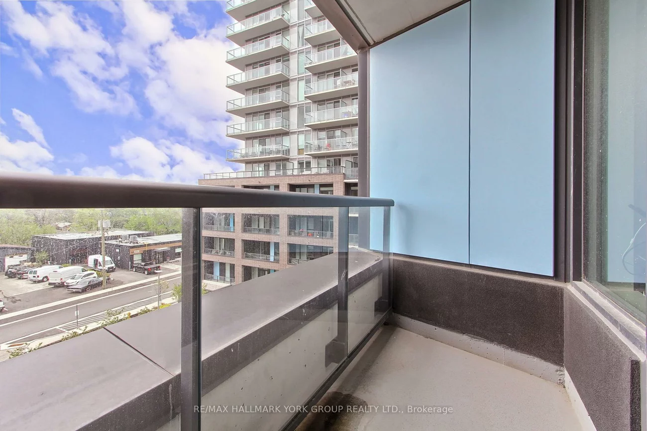 185, Deerfield, Central Newmarket, Newmarket