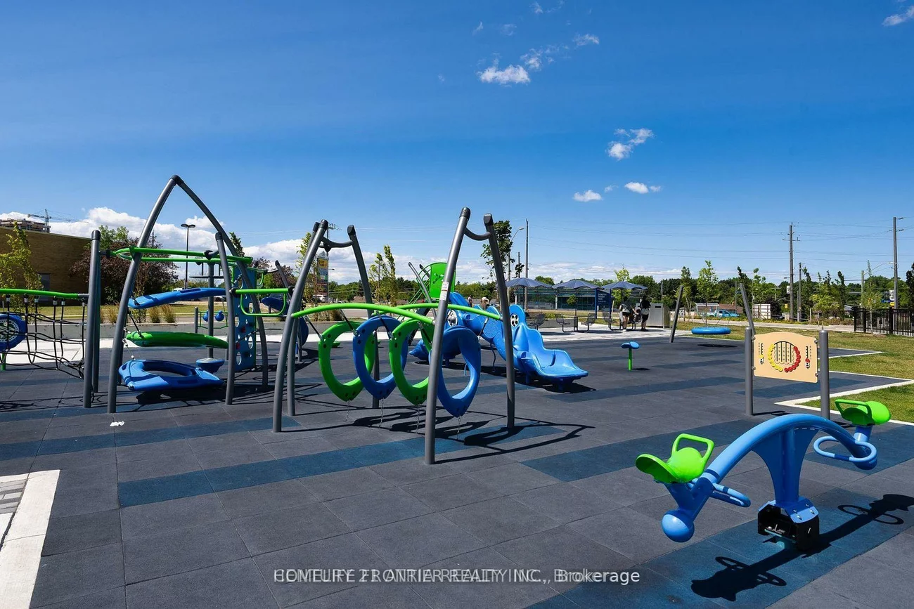 185, Deerfield, Central Newmarket, Newmarket