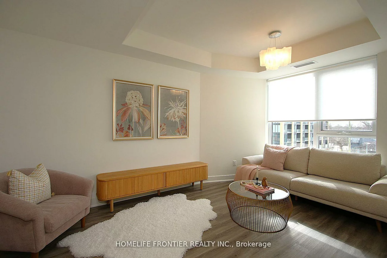 185, Deerfield, Central Newmarket, Newmarket