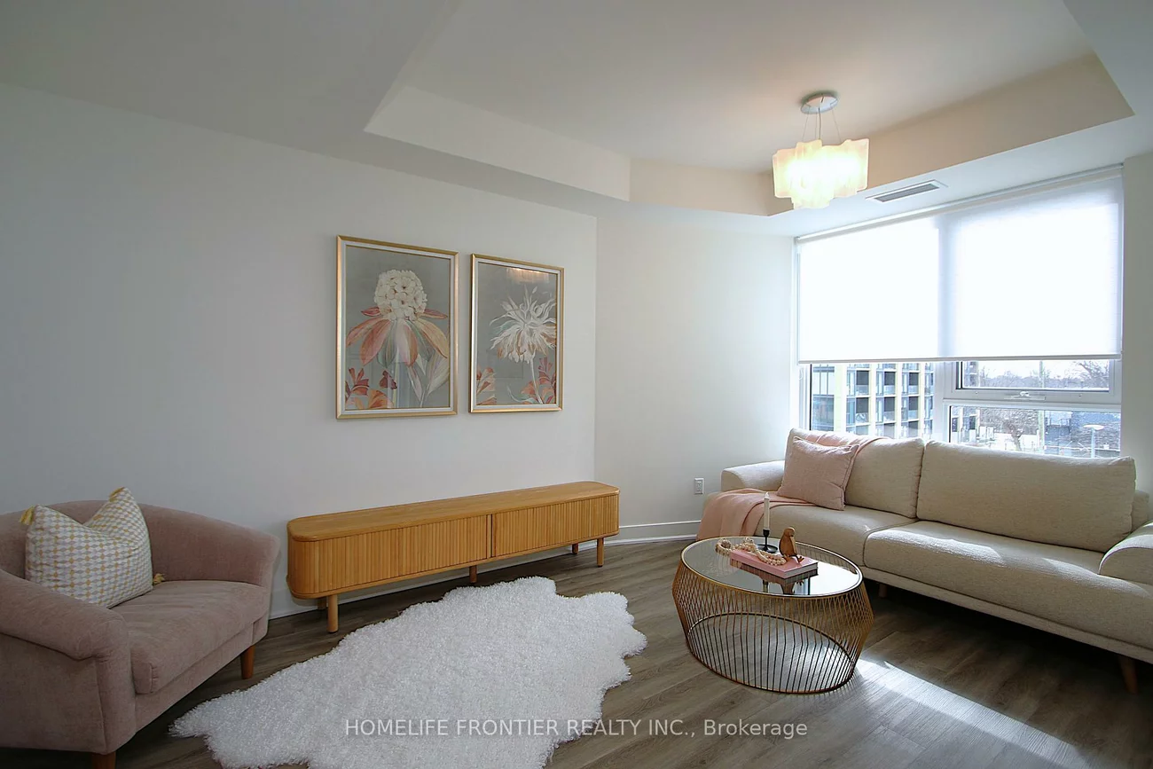 185, Deerfield, Central Newmarket, Newmarket