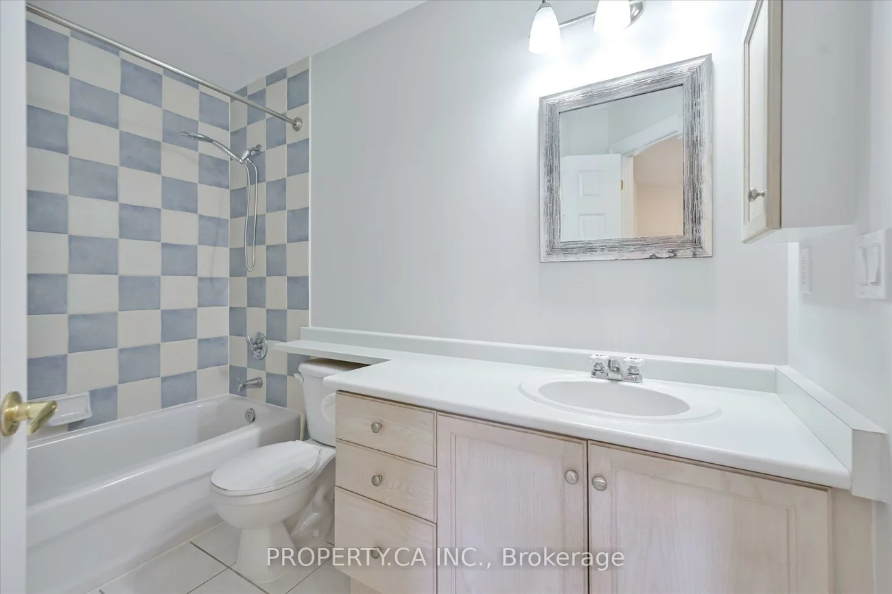 1051, On Bogart, Gorham-College Manor, Newmarket