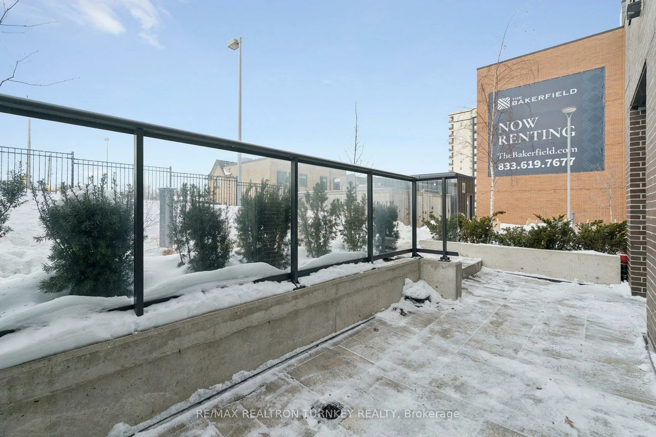 185, Deerfield, Central Newmarket, Newmarket