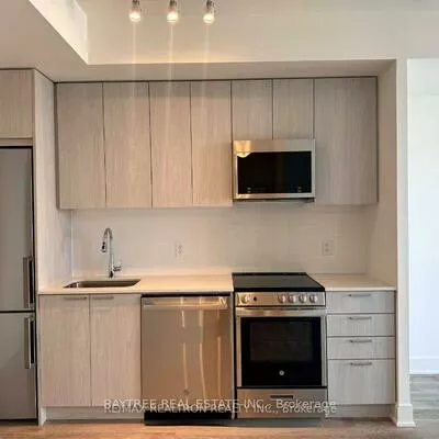 185, Deerfield, Central Newmarket, Newmarket