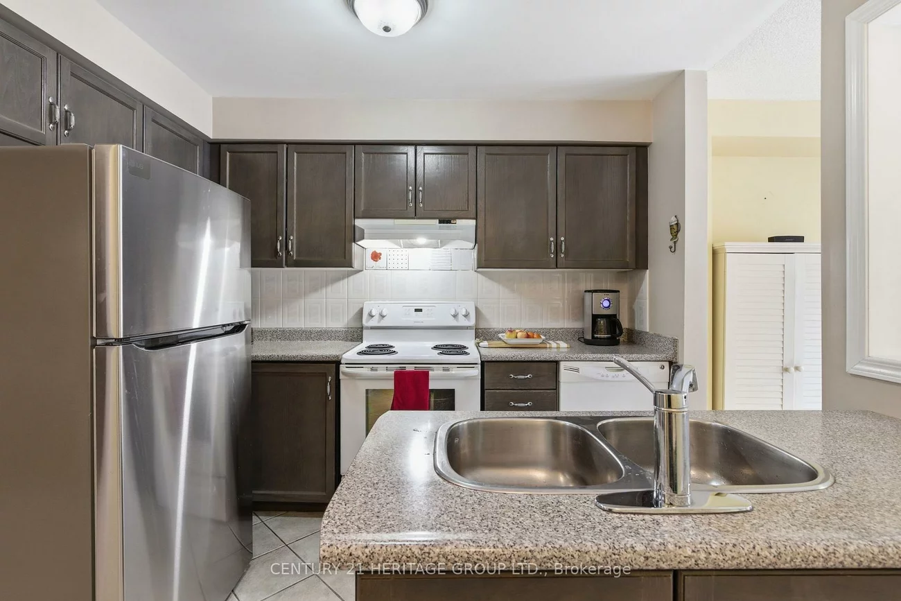 551, Tugwell, Gorham-College Manor, Newmarket
