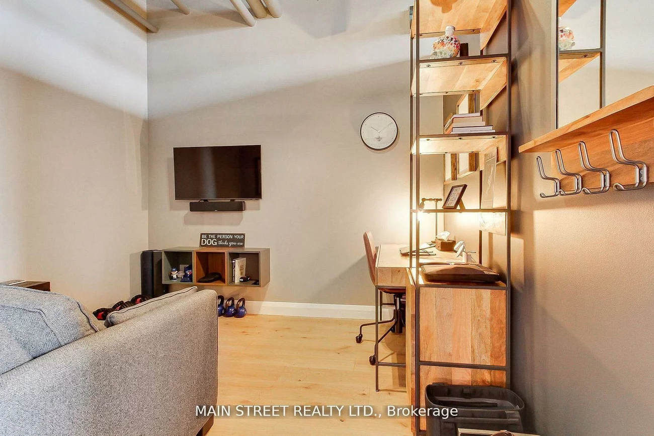 543, Timothy, Central Newmarket, Newmarket