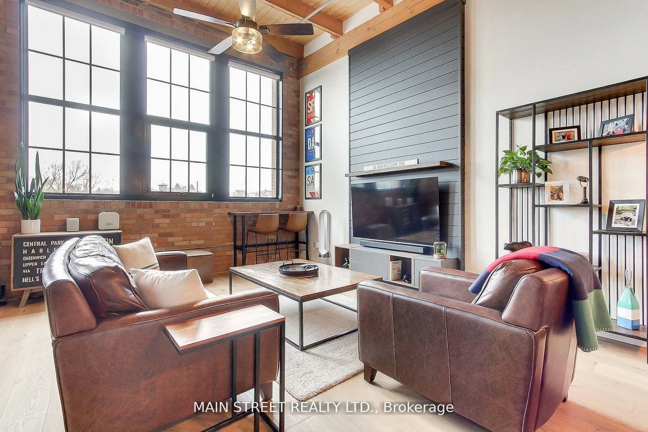 543, Timothy, Central Newmarket, Newmarket