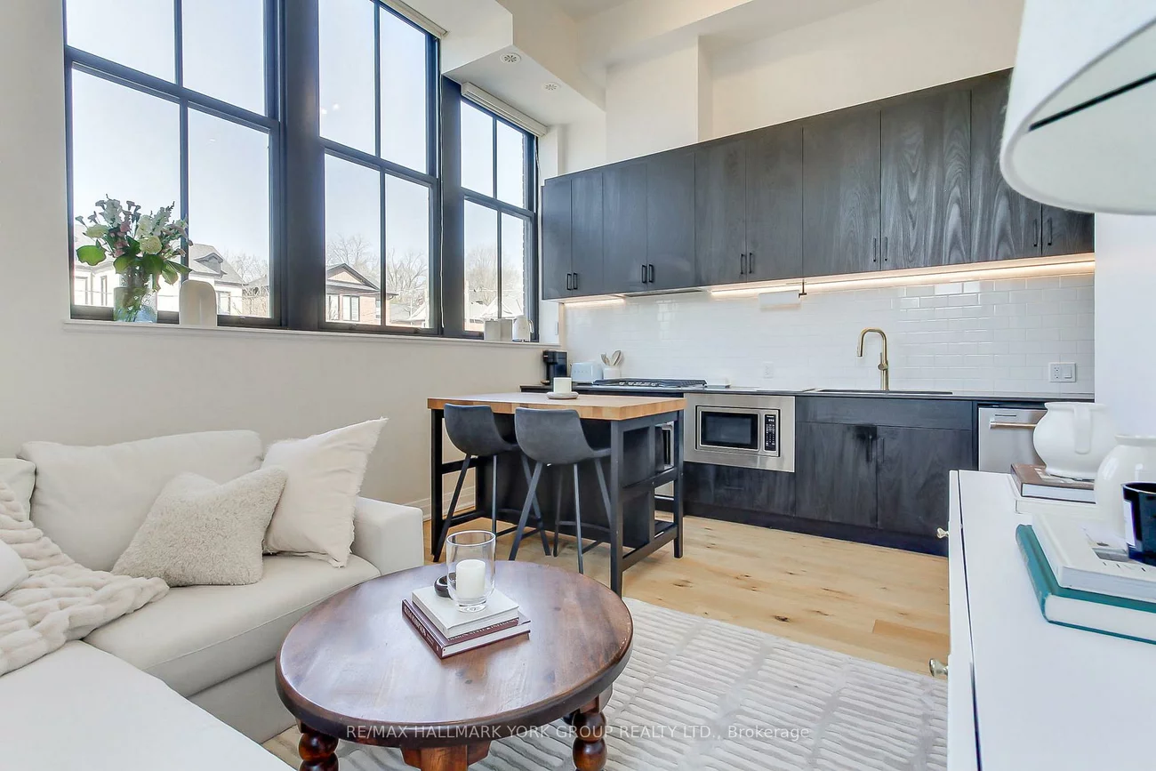 400, Park, Central Newmarket, Newmarket